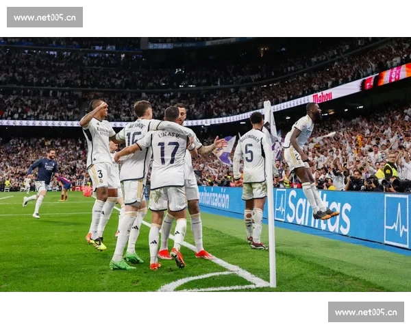 王者归来激战十二回合拳台风云再起震撼全场巅峰对决战报实录 - 副本