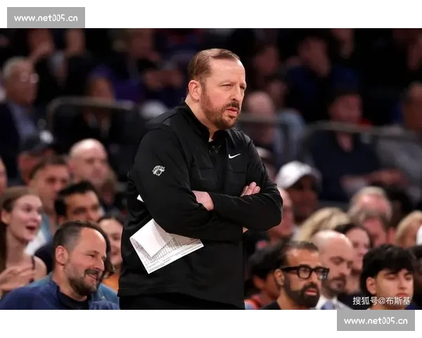 球队主帅发布会回应质疑誓言重塑战术体系全力冲击新赛季冠军目标明确 - 副本