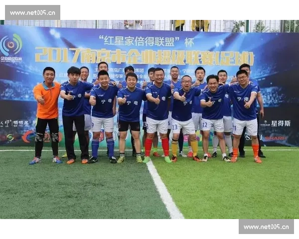 神级扑救震撼全场书写绿茵传奇瞬间点燃球迷热血与梦想荣光时刻 - 副本 - 副本